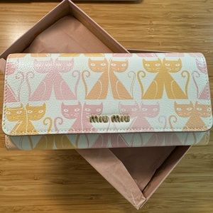 Miumiu Leather Long Wallet (brand new with original box)